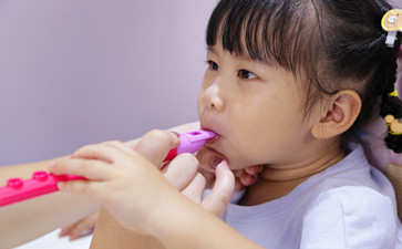 為何父母在培養孩子溝通時要學會“等待”？